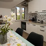 Apartment Tina I Ena *