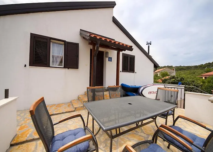 Apartament Tina I Ena *