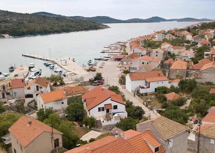 Apartament Tina I Ena *