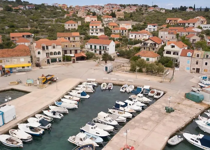 Tina I Ena Apartament